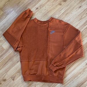 Reversible Nike Crewneck ✨ size M